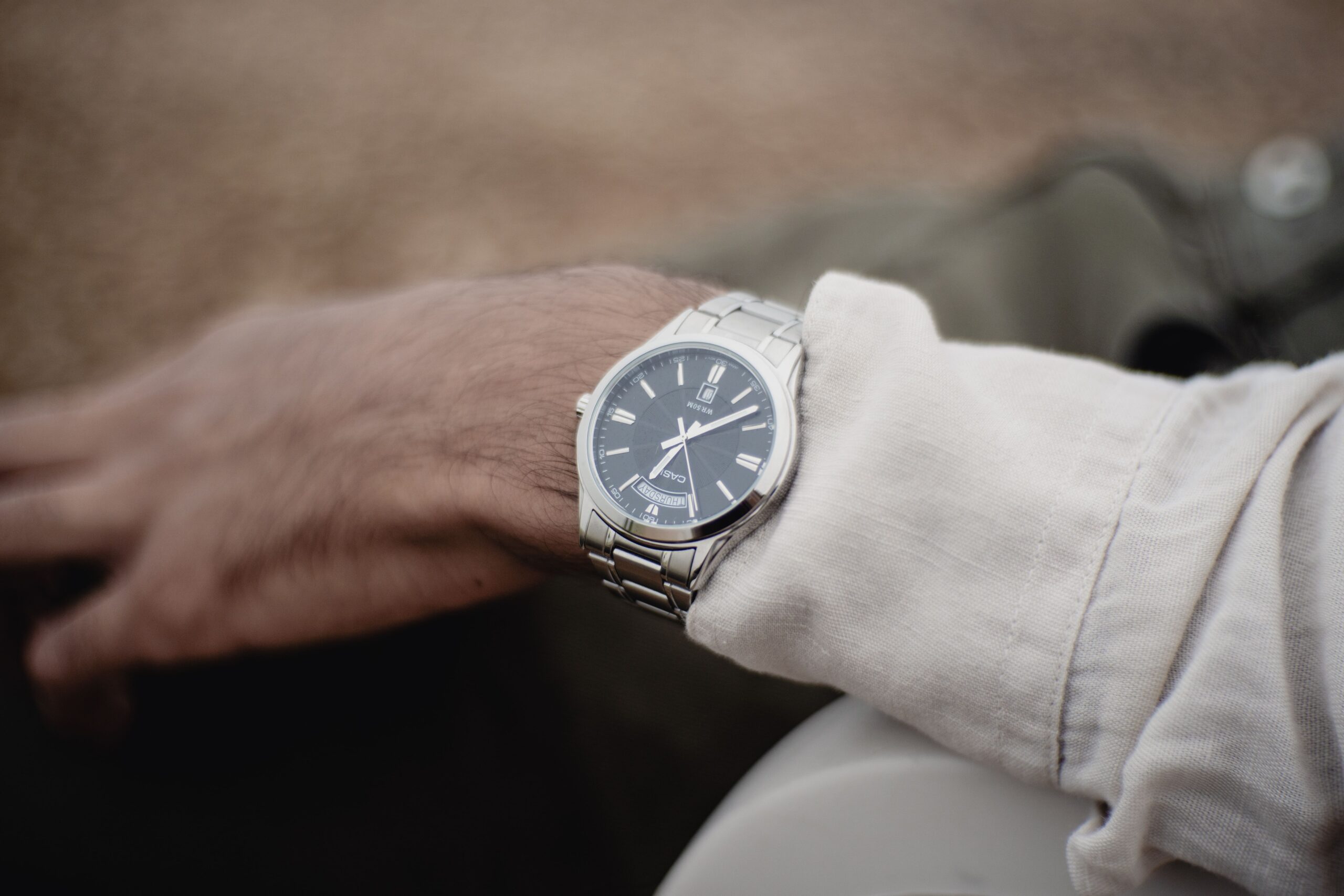 How to Choose the Perfect Luxury Watch for Your Style
